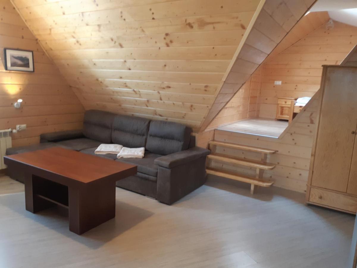 Apartamenty I Pokoje Goscinne Nowita Zakopane Bagian luar foto