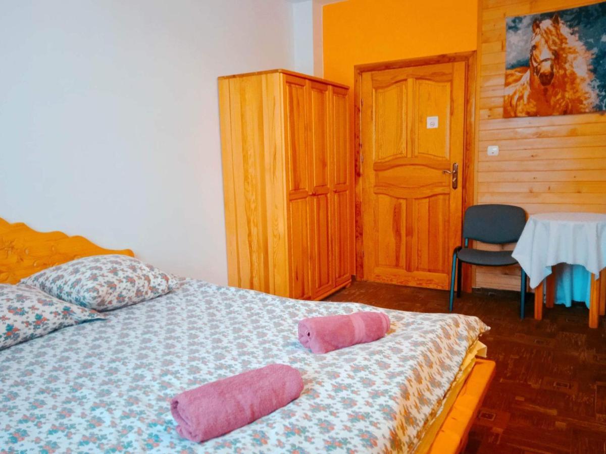 Apartamenty I Pokoje Goscinne Nowita Zakopane Bagian luar foto