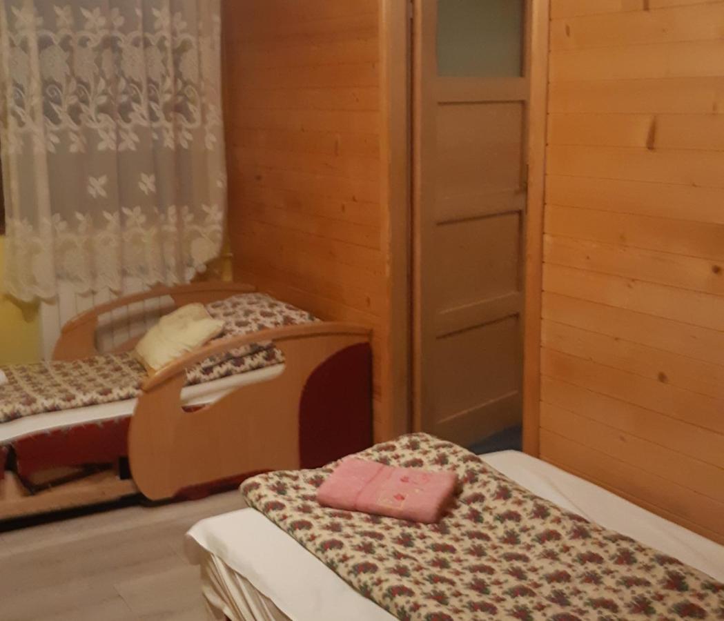 Apartamenty I Pokoje Goscinne Nowita Zakopane Bagian luar foto