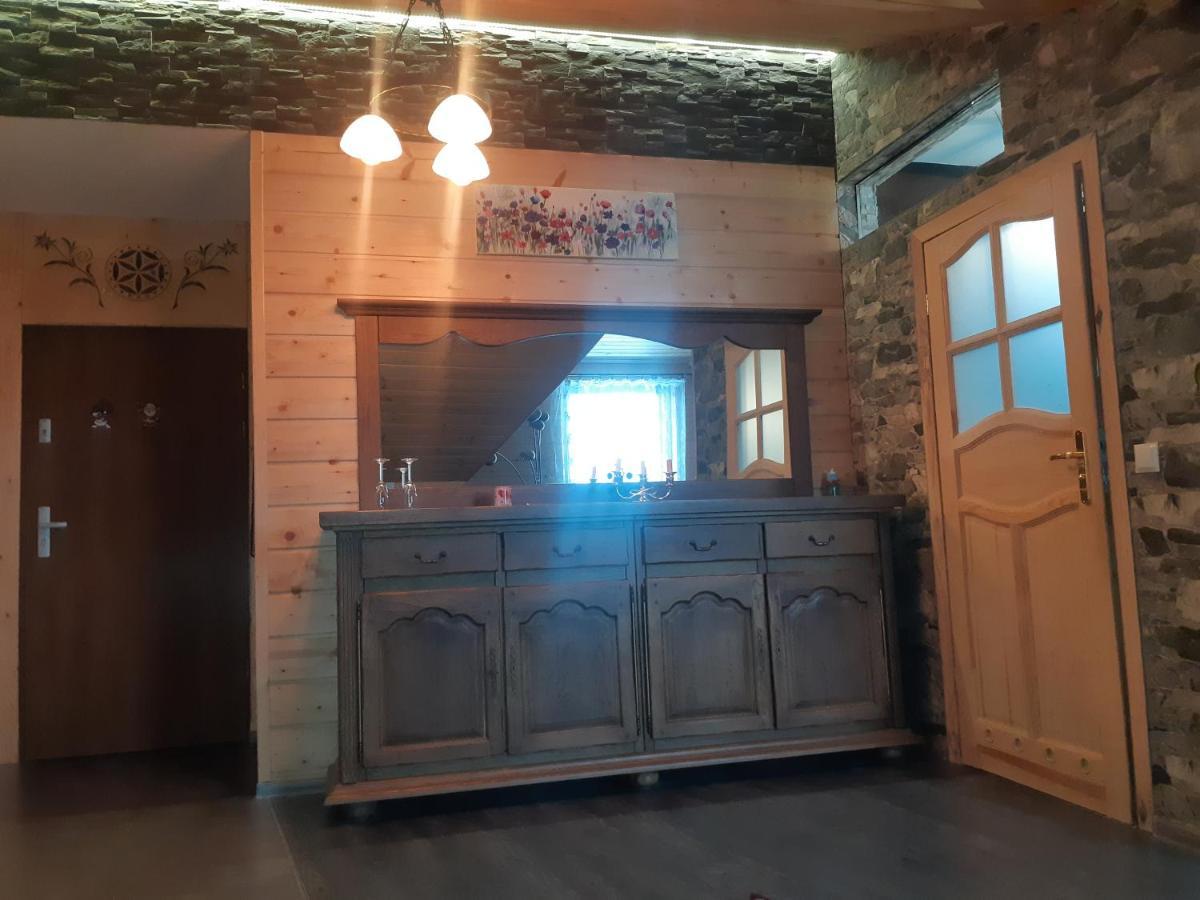 Apartamenty I Pokoje Goscinne Nowita Zakopane Bagian luar foto