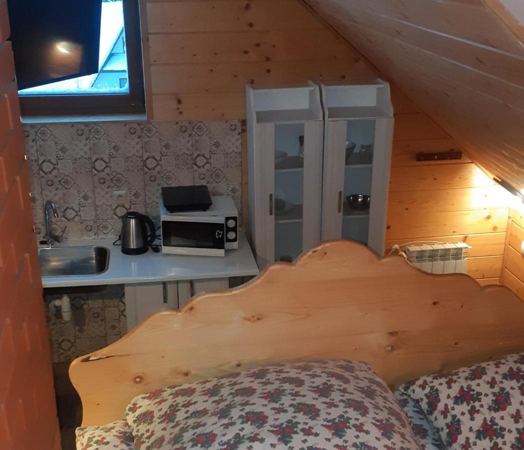 Apartamenty I Pokoje Goscinne Nowita Zakopane Bagian luar foto